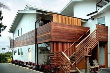Inn At Moonlight Beach