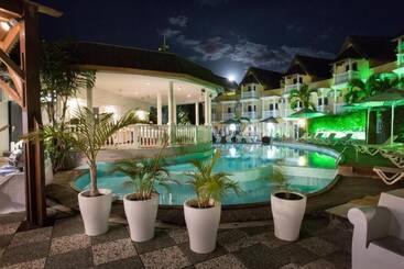 هتل Hôtel Exsel Ermitage