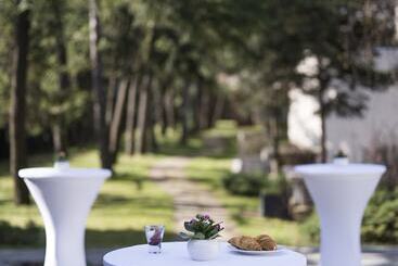 هتل Crowne Plaza Bucharest, An Ihg