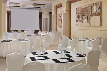Otel Intercontinental Dar Al Iman Madinah, An Ihg