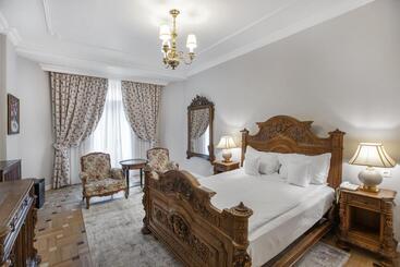 هتل Palace