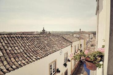 هتل Rainha Santa Isabel   óbidos History