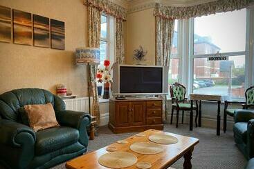 تختخواب و صبحانه Cumbria Guest House
