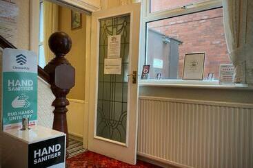 تختخواب و صبحانه Cumbria Guest House