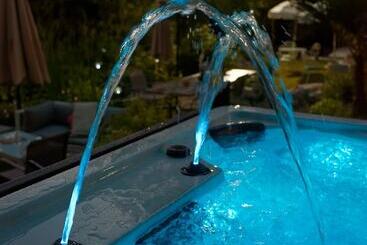 تختخواب و صبحانه La Villa Des Sens
