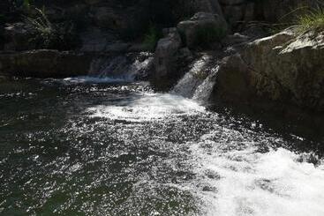 تختخواب و صبحانه La Villa Provençale