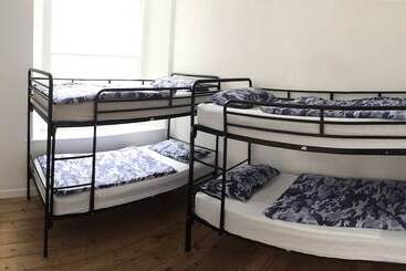 Boonkeys Surf Lodge Hostel