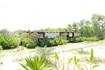 هتل Awana Villa Resort Yaonoi  Sha Extra Plus