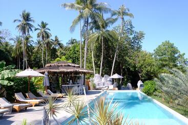 هتل Awana Villa Resort Yaonoi  Sha Extra Plus
