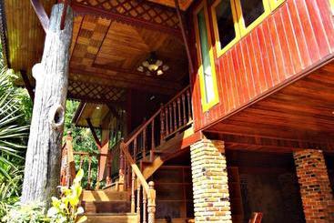 هتل Baan Suan Farmstay