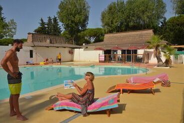 هتل Maïana Resort