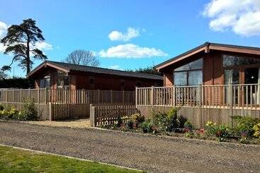 هتل King S Lynn Caravan & Camping Park