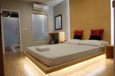 هتل Love Box Resort