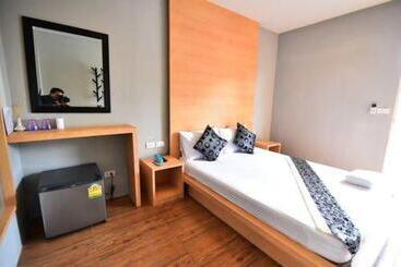 هتل Love Box Resort