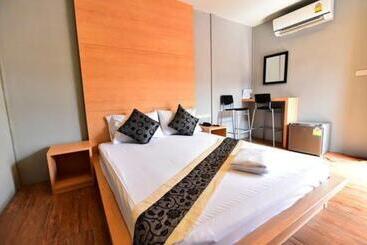 هتل Love Box Resort