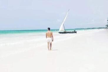 هتل Sipano Beach Lodge Kiwengwa
