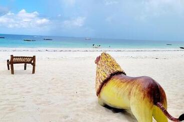 هتل Sipano Beach Lodge Kiwengwa