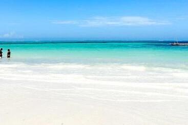 هتل Sipano Beach Lodge Kiwengwa