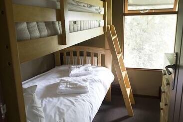 هتل Waterside Holiday Park & Spa