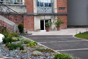 پانسیون Maison M Troyes