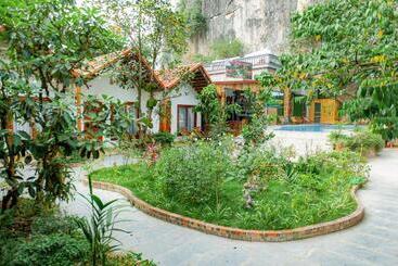 پانسیون Tam Coc Serene Bungalow