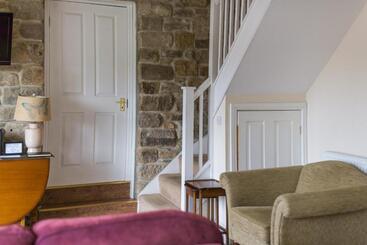Riding Farm Cottages