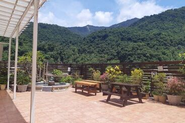 تختخواب و صبحانه Cheng Ping Hot Spring Inn