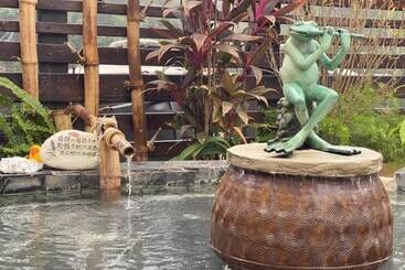 تختخواب و صبحانه Cheng Ping Hot Spring Inn