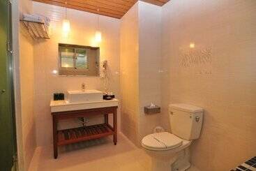 تختخواب و صبحانه Cheng Ping Hot Spring Inn