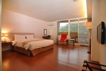 تختخواب و صبحانه Cheng Ping Hot Spring Inn
