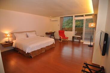 تختخواب و صبحانه Cheng Ping Hot Spring Inn