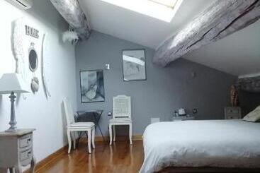 تختخواب و صبحانه Villa Artemia