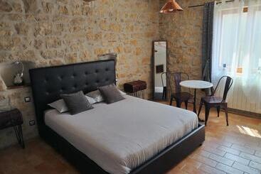 تختخواب و صبحانه Villa Artemia