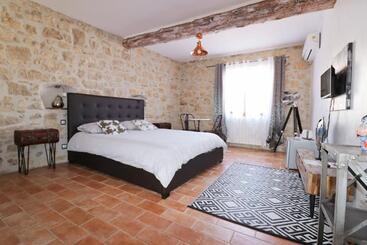 تختخواب و صبحانه Villa Artemia