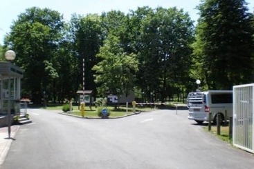 هتل Camping Le Rochat