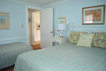 בית מלון כפרי Edgartown Commons Vacation Apartments