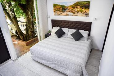 هتل Posada Campestre San Gil