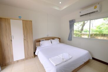 هتل Tamarind Resort
