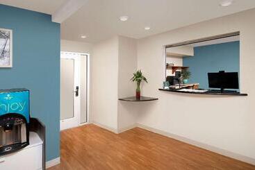 هتل Woodspring Suites San Angelo