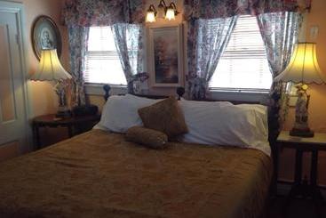Pensionat The Bradford Carver Guest House