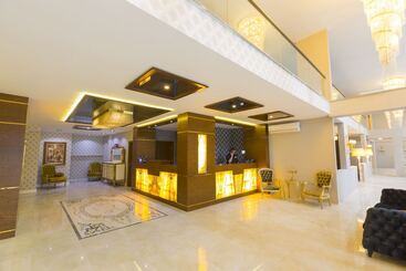 Real King Suit Otel