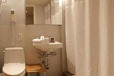Sanctuary Nyc Retreats