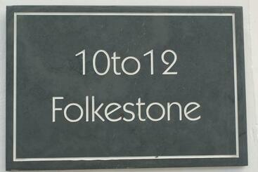 تختخواب و صبحانه 10to12 Folkestone