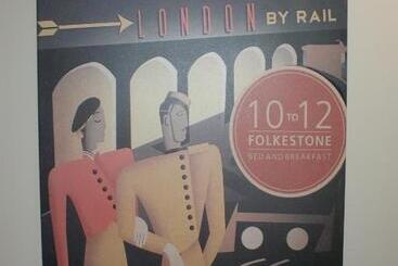 تختخواب و صبحانه 10to12 Folkestone