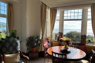 تختخواب و صبحانه Tigh Na Mara Guest House Rosemarkie  Breakfast Optional