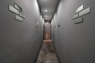 Eclipse Hostel And Bar