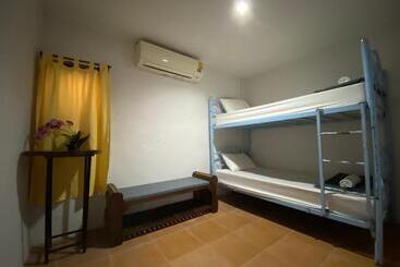Eclipse Hostel And Bar