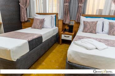 Grand şah Otel