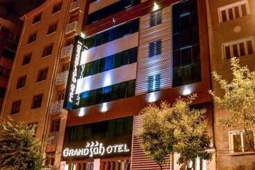 Grand şah Otel