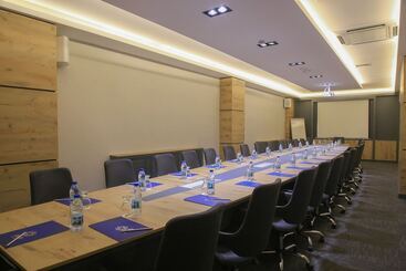 Aymi̇ra Hotel & Spa